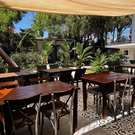 Byakkan Hotel *
