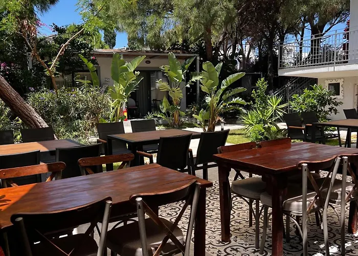 Byakkan Hotel *